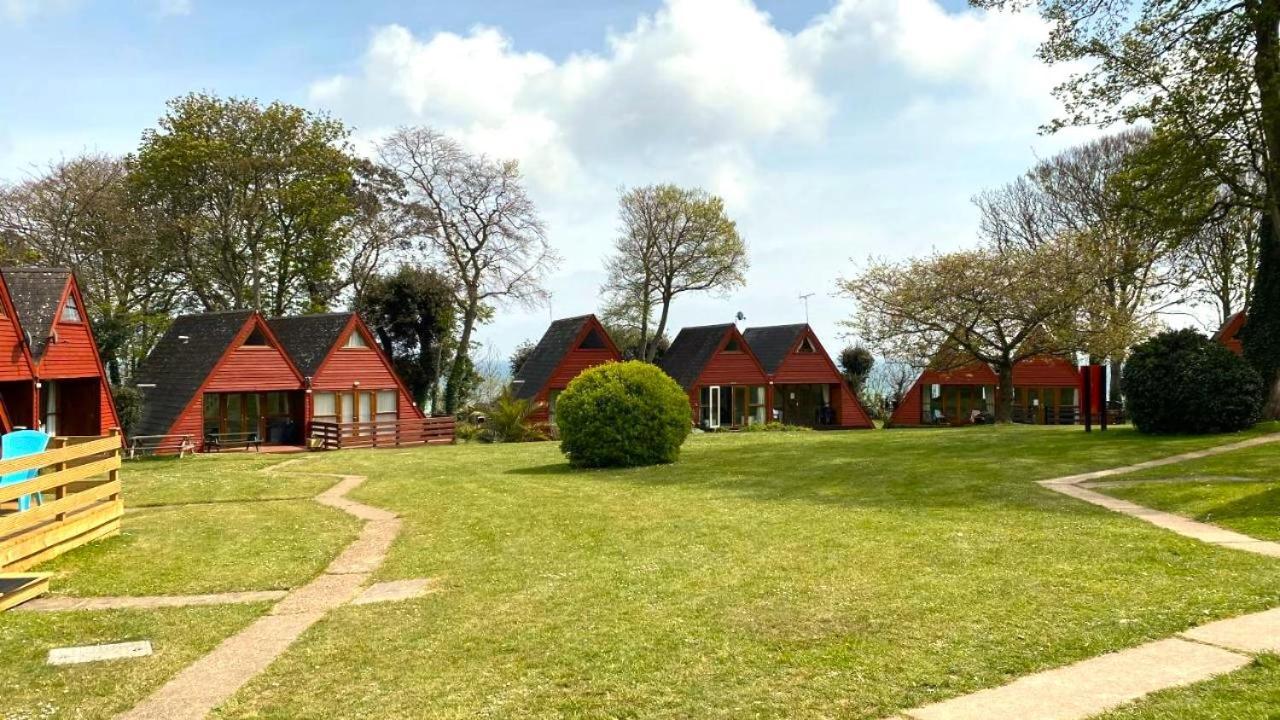 Front Line Chalet With Open Sea Views & Swimming Pool In Kingsdown No14 Kingsdown (Deal) Exterior foto