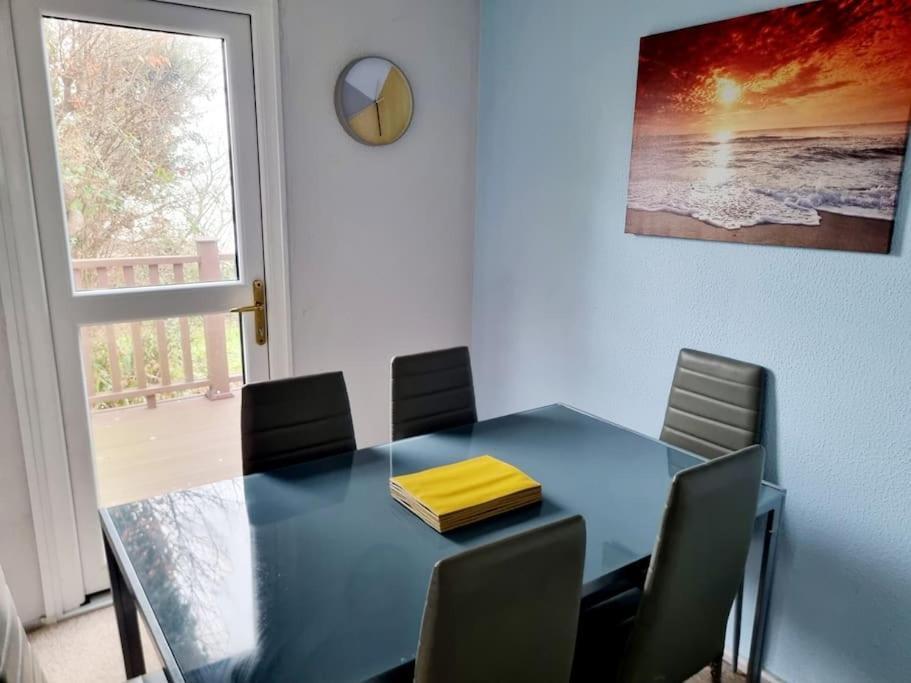 Front Line Chalet With Open Sea Views & Swimming Pool In Kingsdown No14 Kingsdown (Deal) Exterior foto