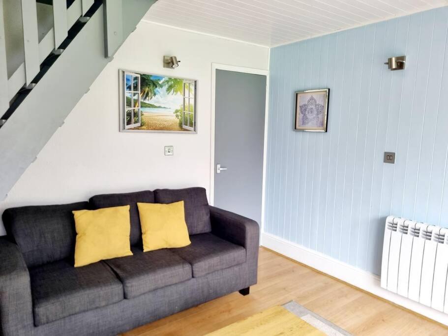 Front Line Chalet With Open Sea Views & Swimming Pool In Kingsdown No14 Kingsdown (Deal) Exterior foto